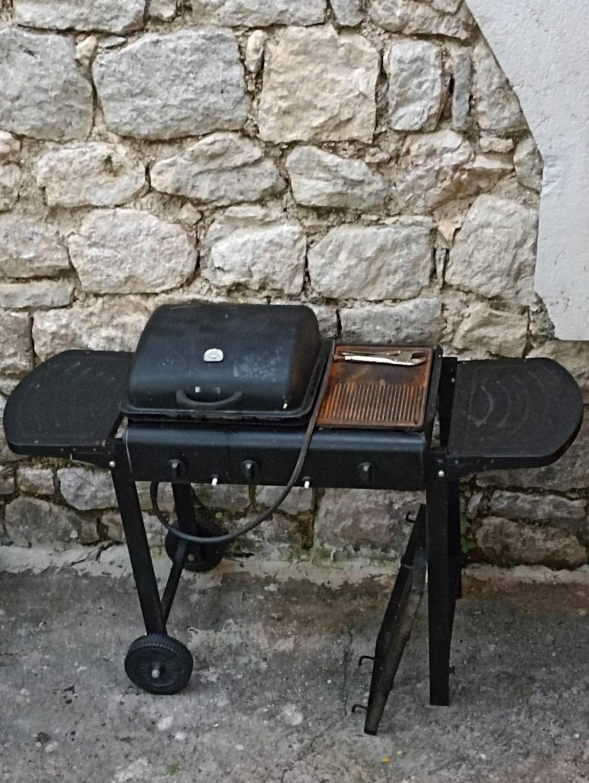 Kamp Seosko Domacinstvo Radman Hotel Herceg Novi Bagian luar foto